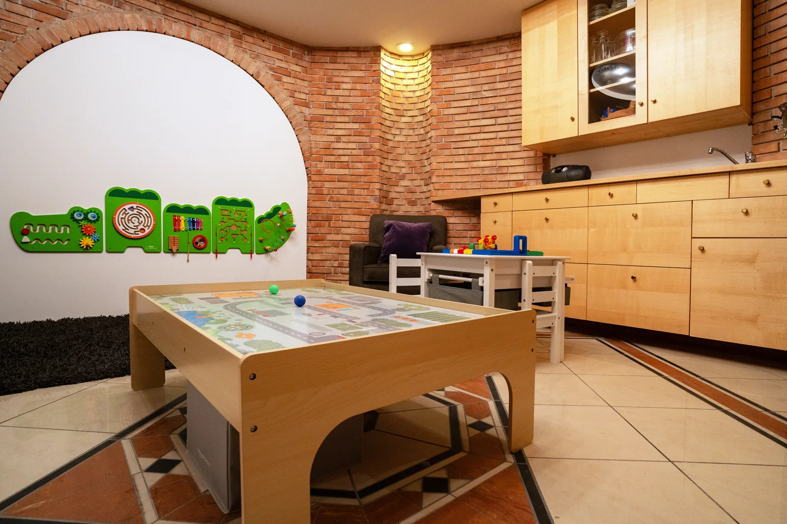Lego- und Spielbereich für kleinere Kinder